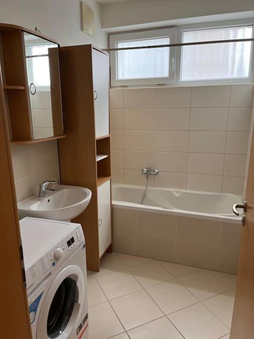 Apartment Hurka - 15 Min Do Centra, Garaz Praga Zewnętrze zdjęcie