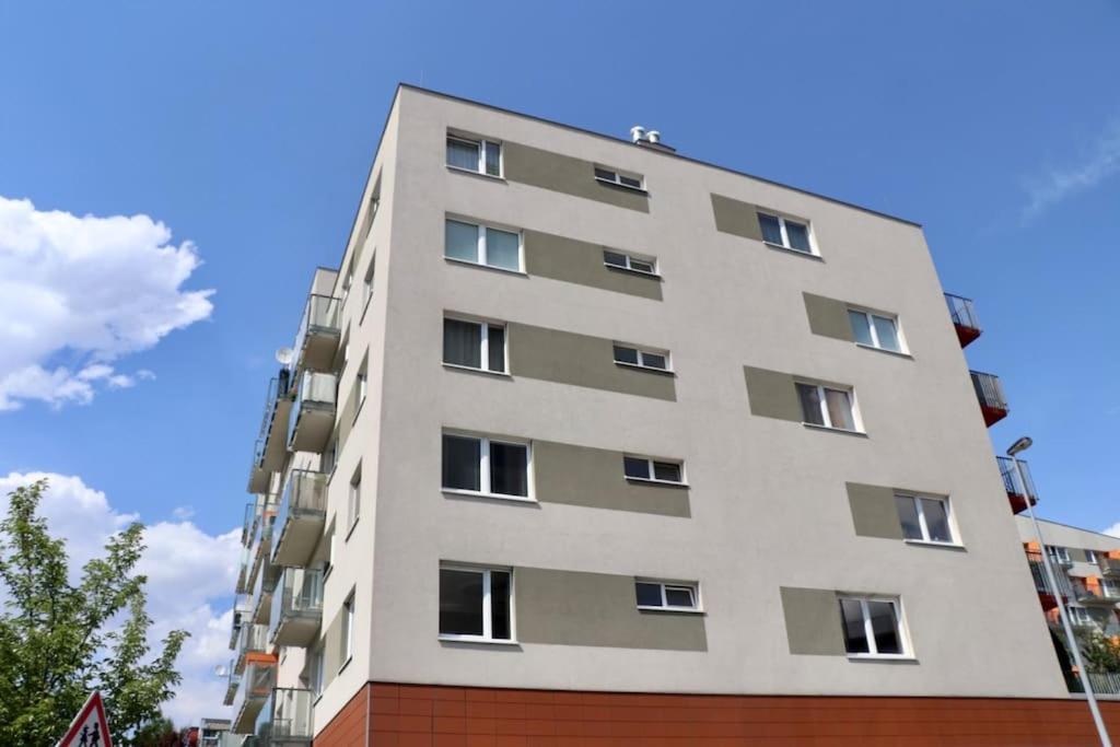 Apartment Hurka - 15 Min Do Centra, Garaz Praga Zewnętrze zdjęcie