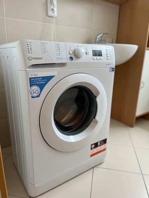 Apartment Hurka - 15 Min Do Centra, Garaz Praga Zewnętrze zdjęcie