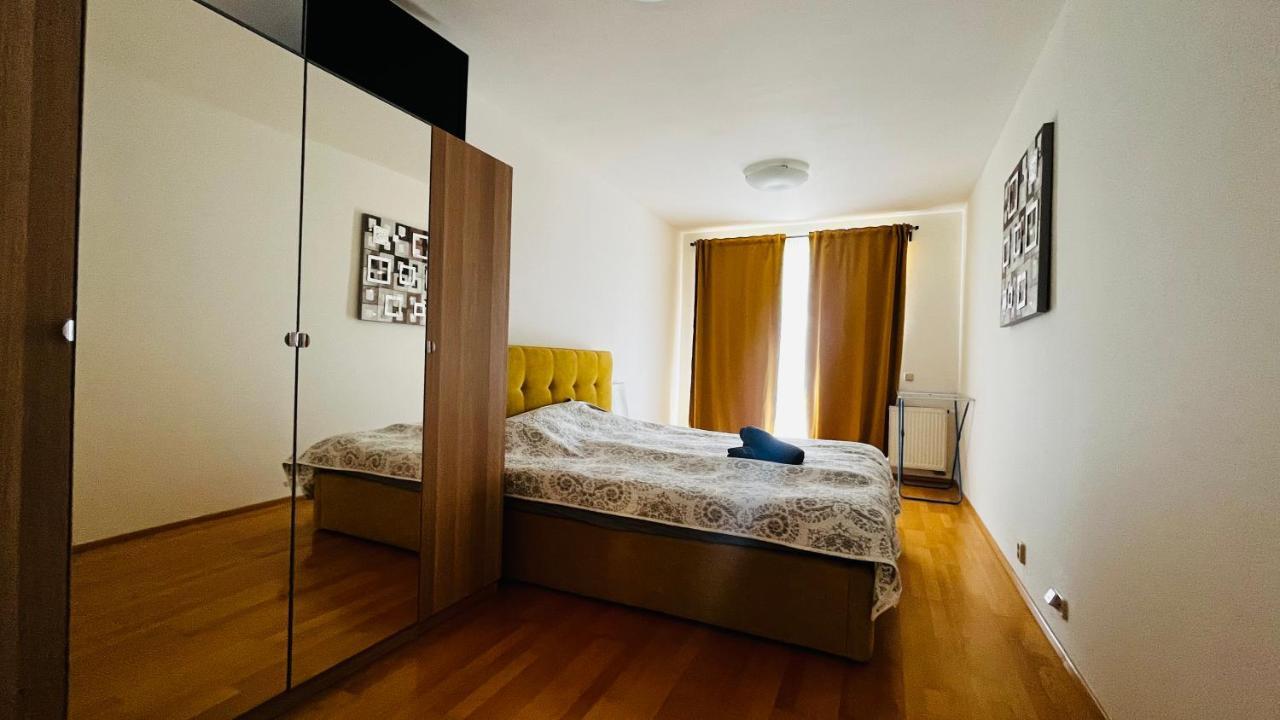 Apartment Hurka - 15 Min Do Centra, Garaz Praga Zewnętrze zdjęcie